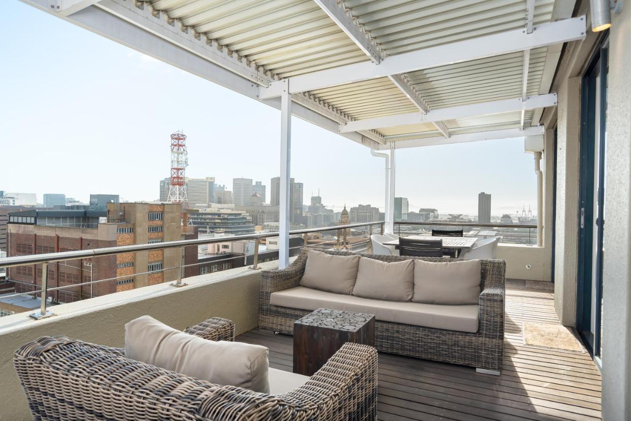 Four Seasons Apartments เคปทาวน์ ภายนอก รูปภาพ